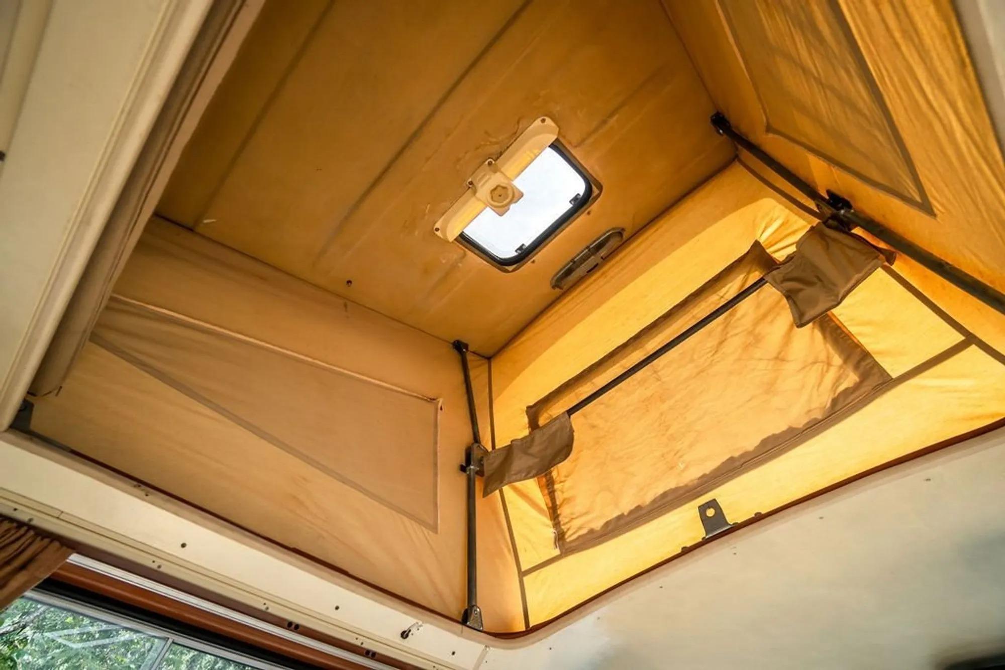 1981 Volkswagen Vanagon Westfalia Camper