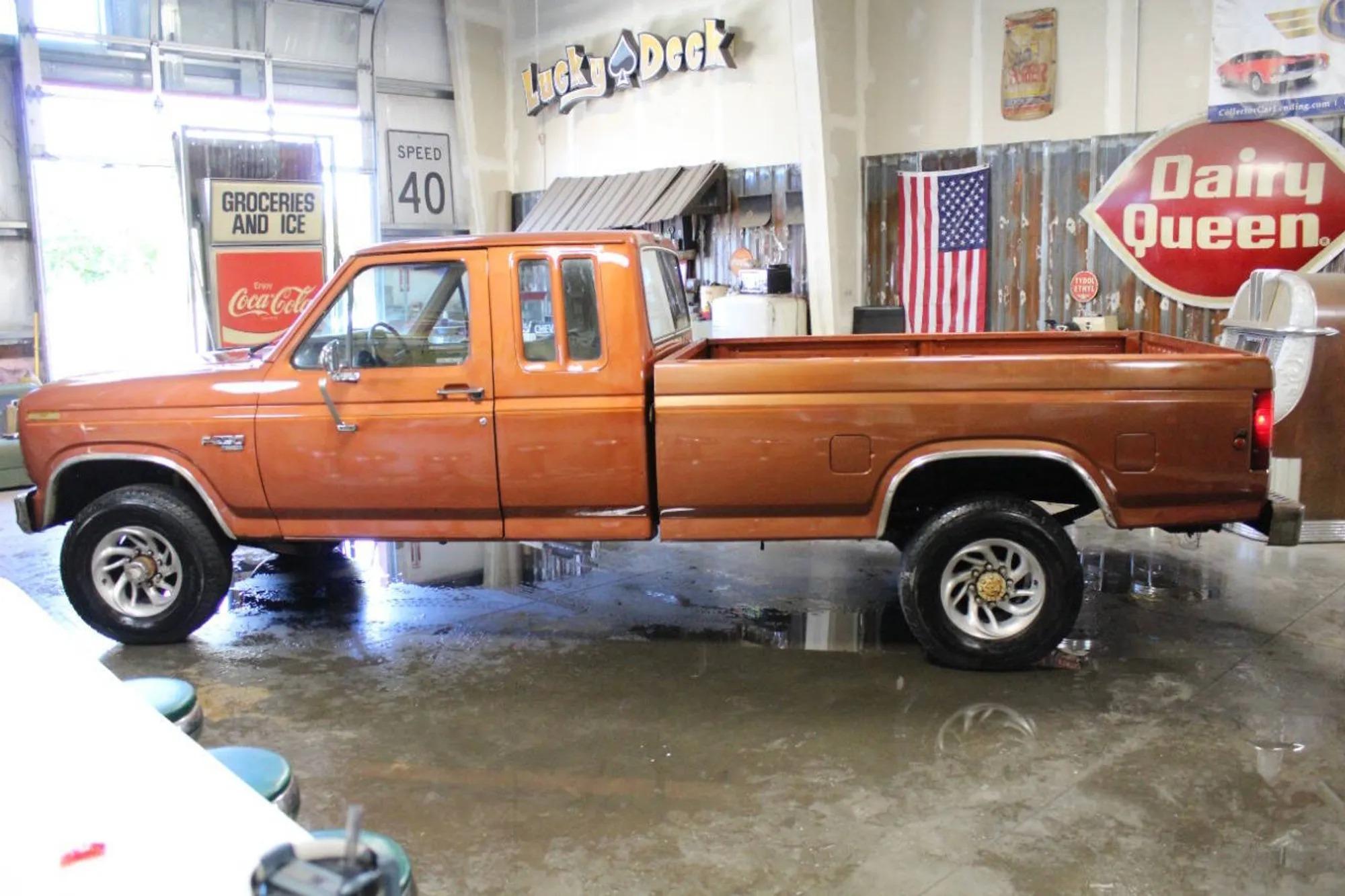 1984 Ford F-250 XL
