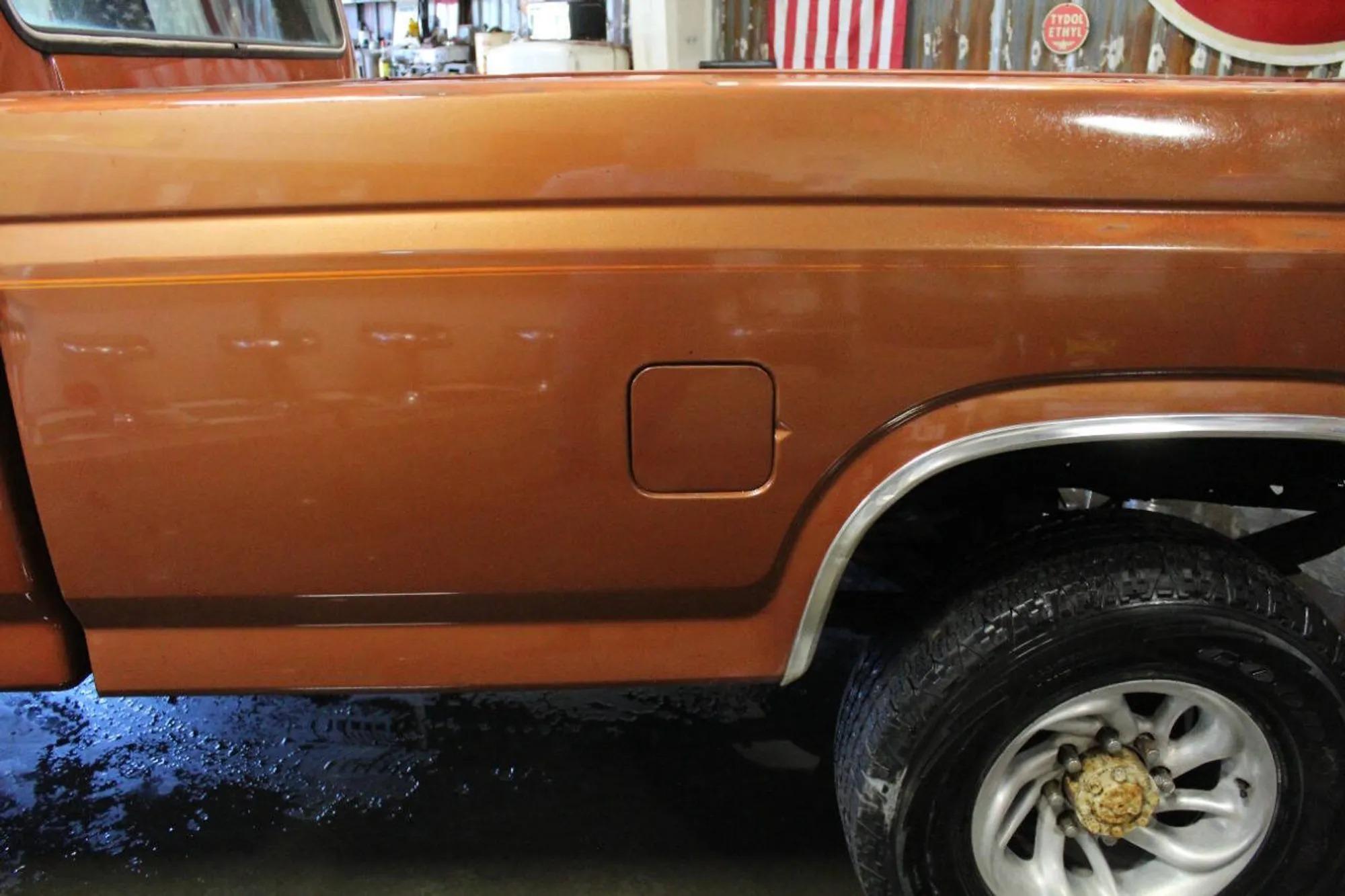 1984 Ford F-250 XL