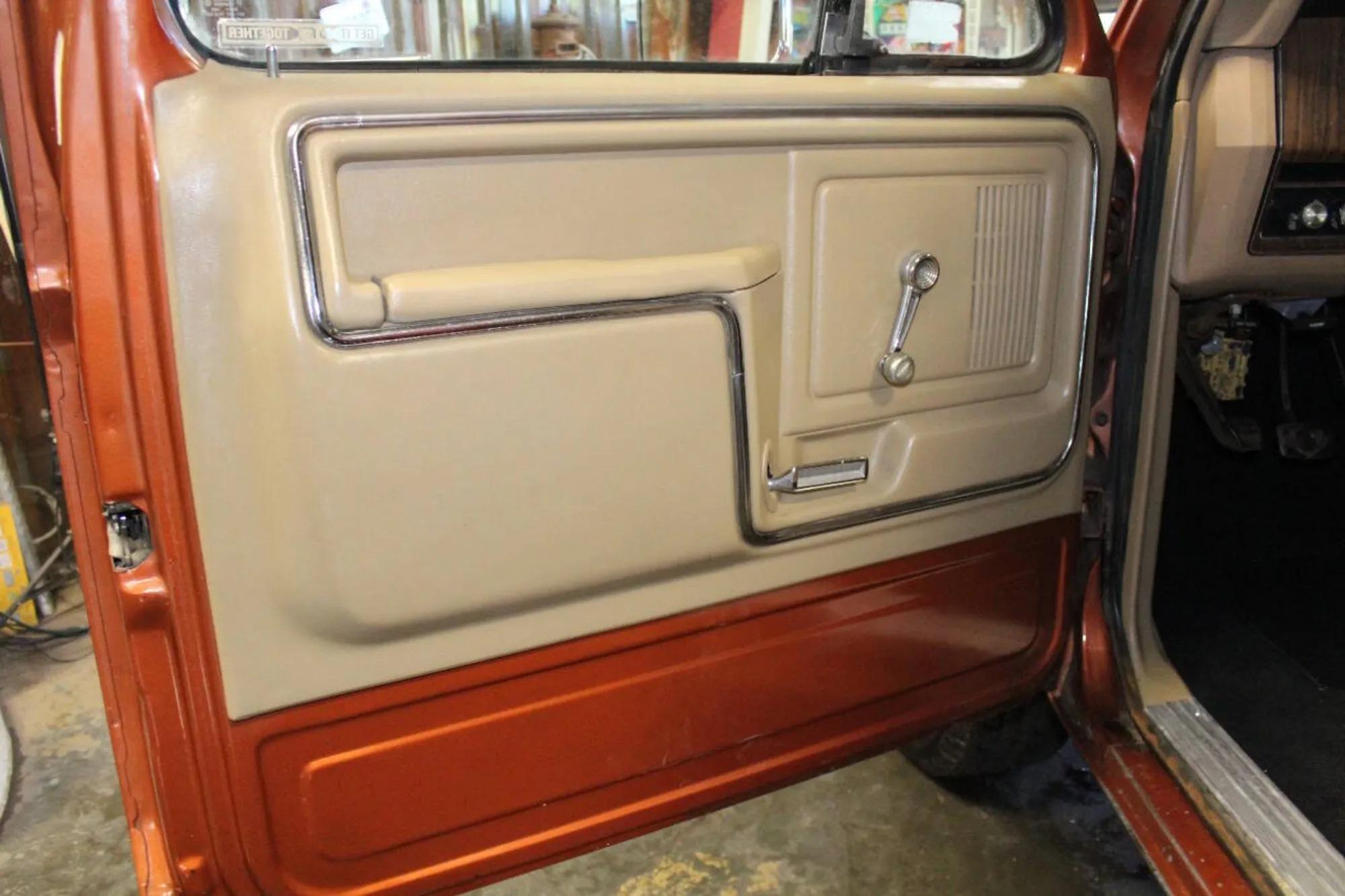 1984 Ford F-250 XL