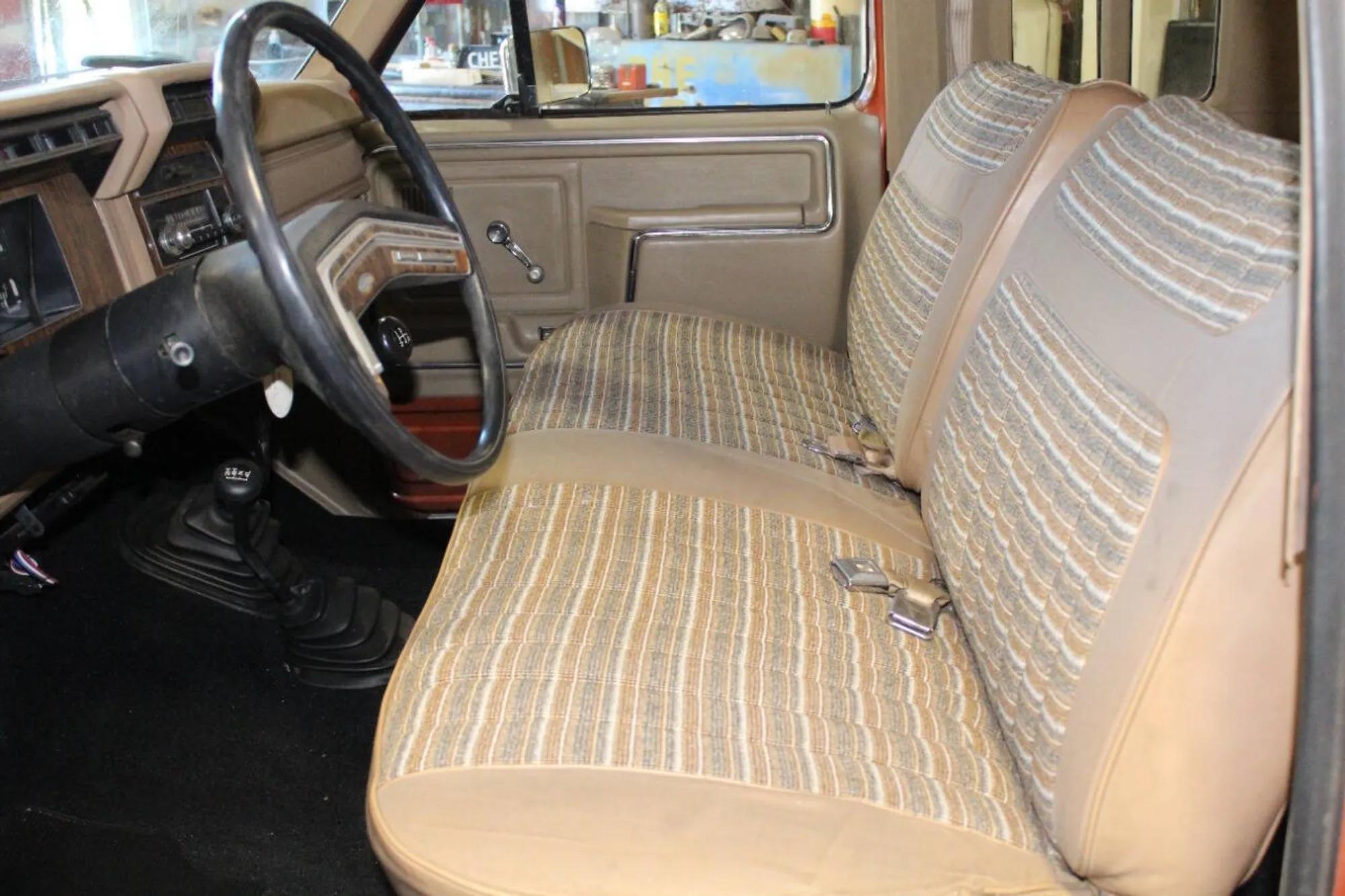 1984 Ford F-250 XL