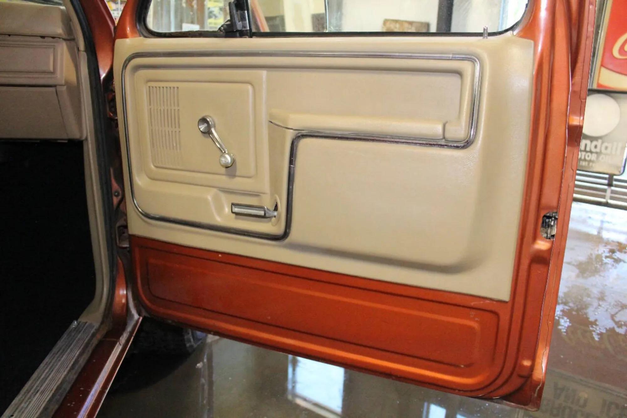 1984 Ford F-250 XL