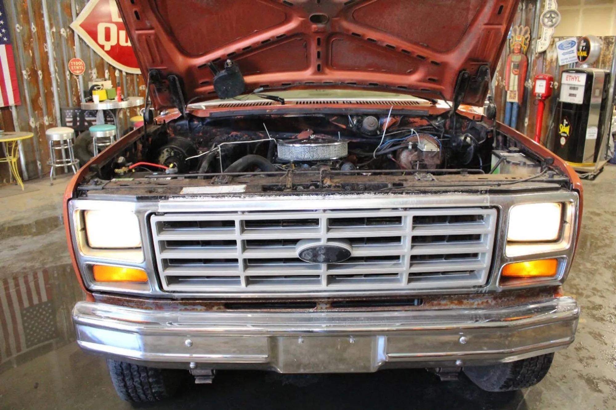 1984 Ford F-250 XL