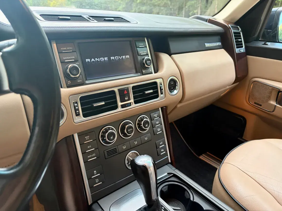 2011 Land Rover Range Rover HSE