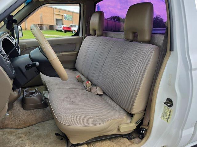 1999 Nissan Frontier XE