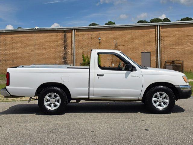 1999 Nissan Frontier XE - 2