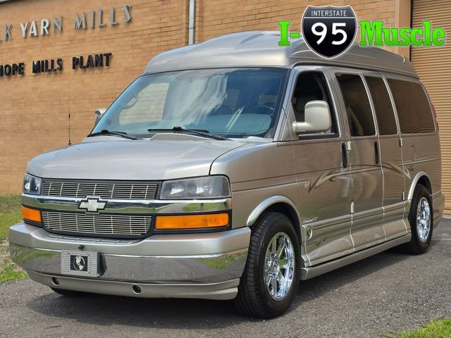 2004 Chevrolet Express G1500 Explorer Limited SE