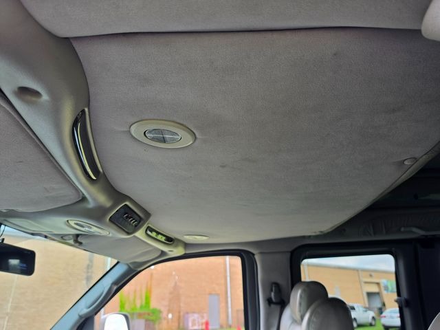 2004 Chevrolet Express G1500 Explorer Limited SE