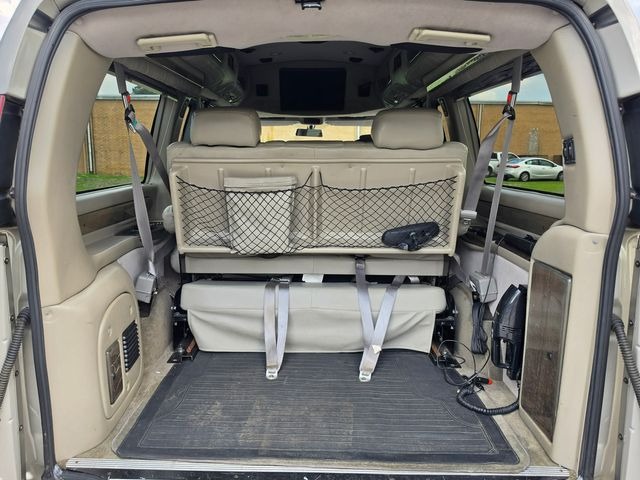 2004 Chevrolet Express G1500 Explorer Limited SE