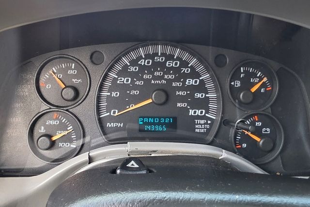 2004 Chevrolet Express G1500 Explorer Limited SE