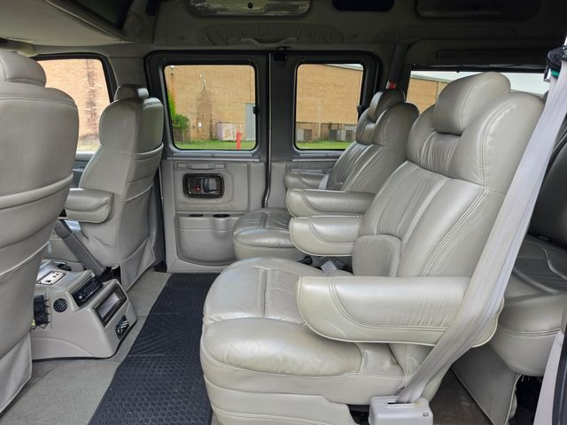 2004 Chevrolet Express G1500 Explorer Limited SE - 5