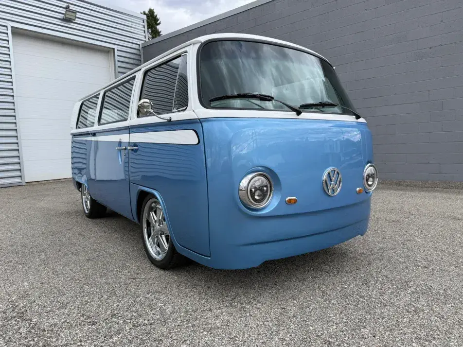 1974 Volkswagen Type II Custom Bus