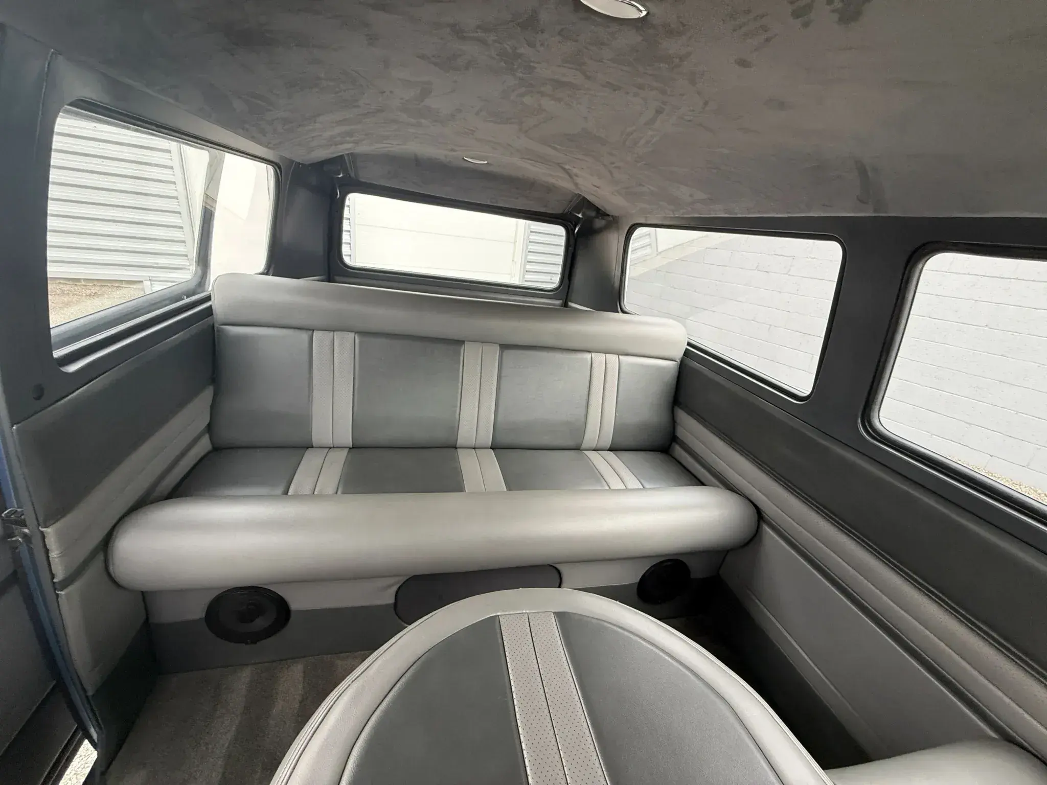 1974 Volkswagen Type II Custom Bus