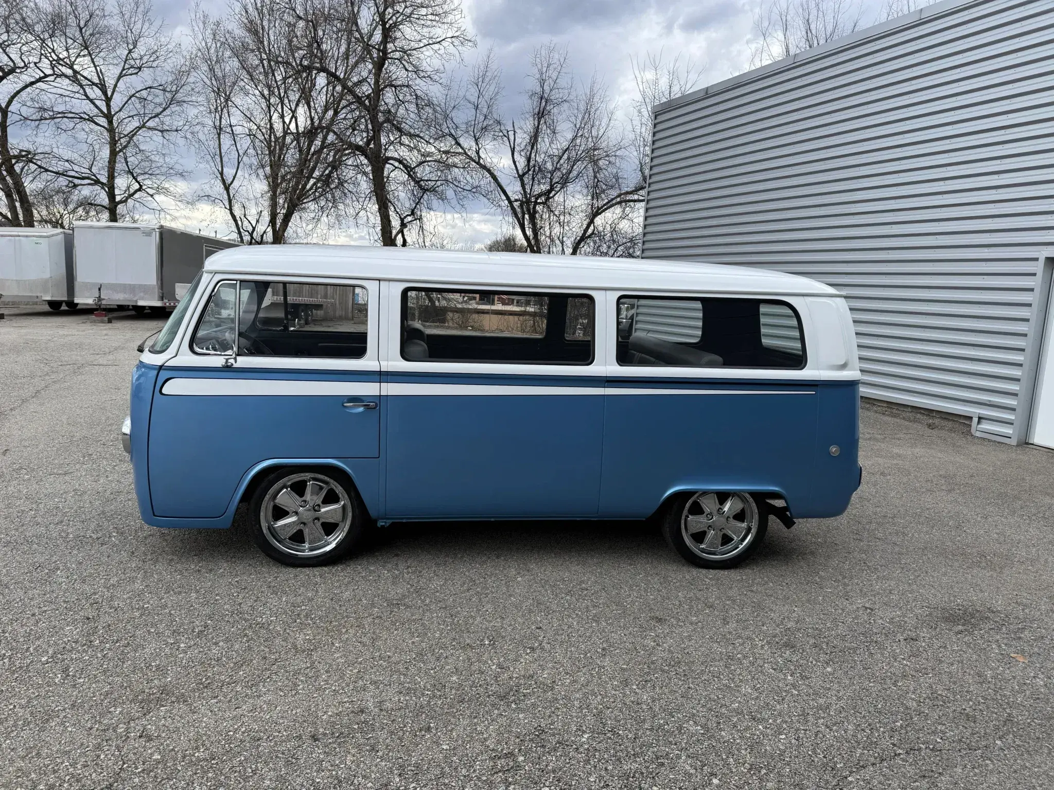 1974 Volkswagen Type II Custom Bus