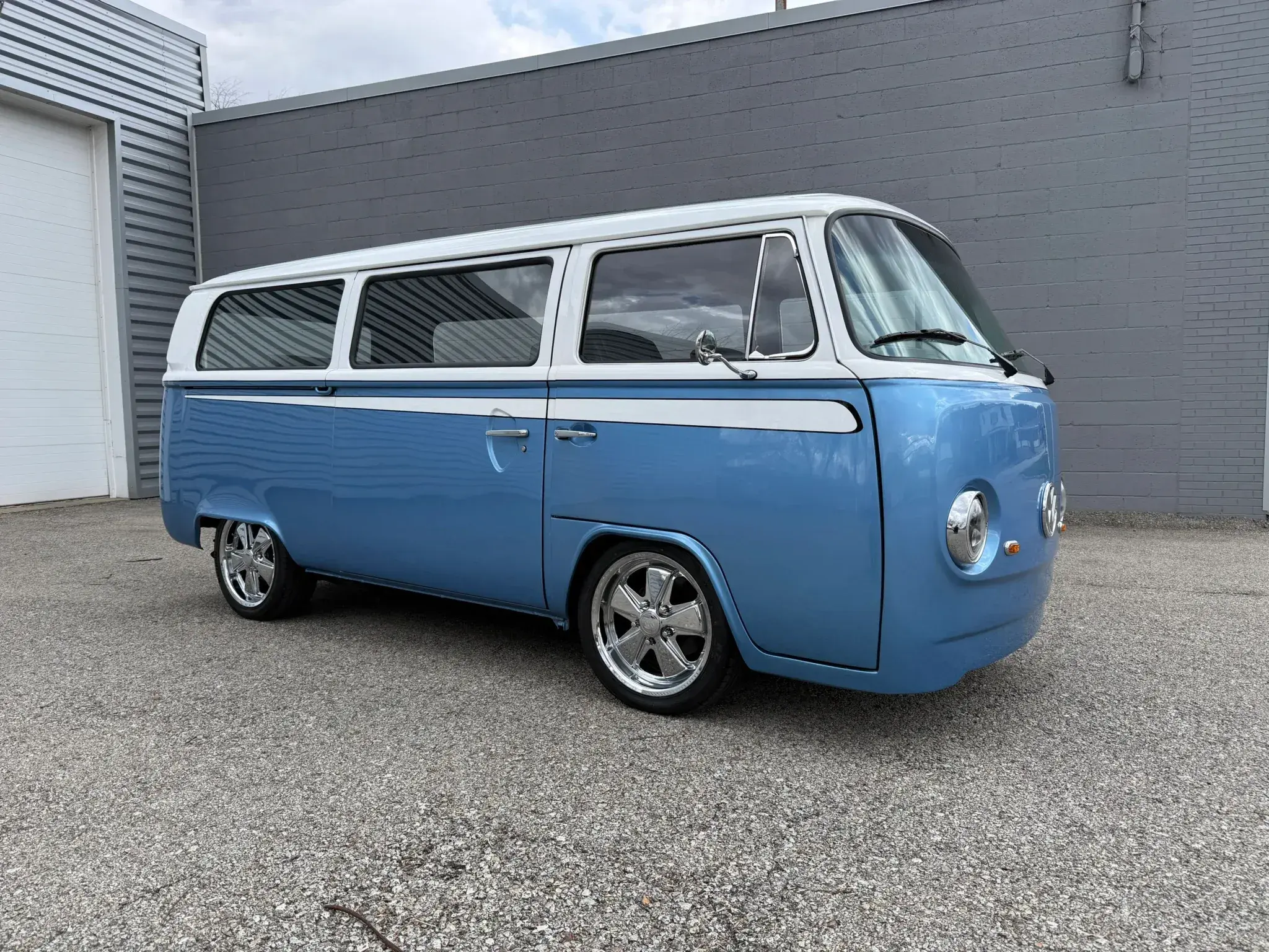 1974 Volkswagen Type II Custom Bus