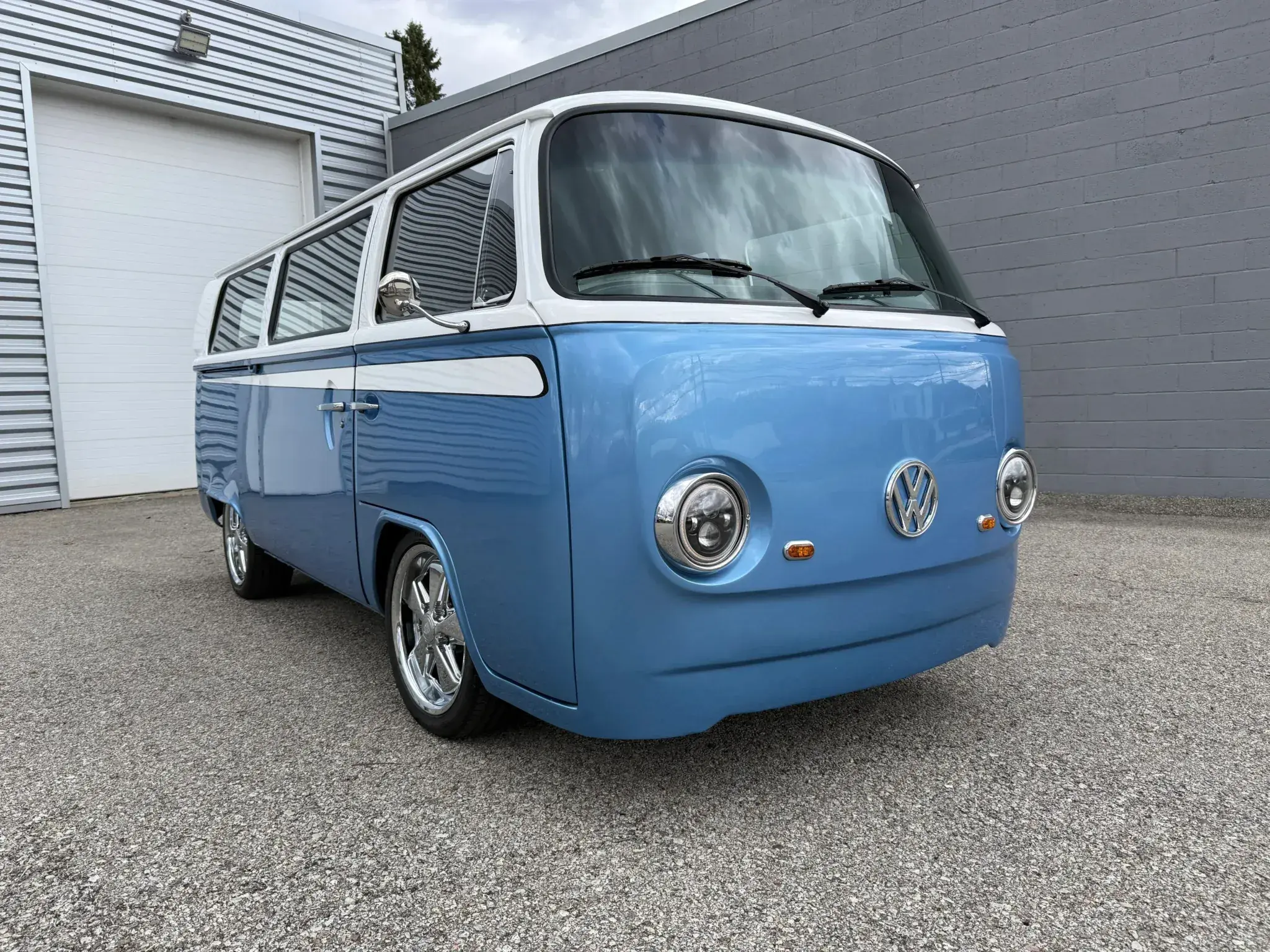 1974 Volkswagen Type II Custom Bus