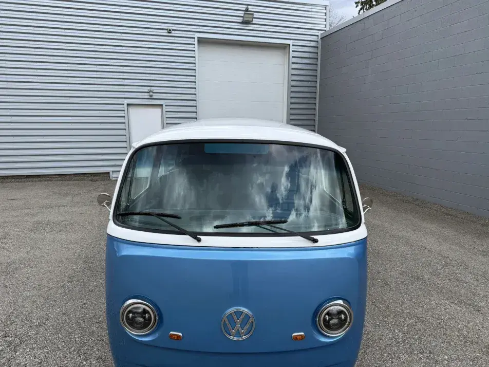 1974 Volkswagen Type II Custom Bus