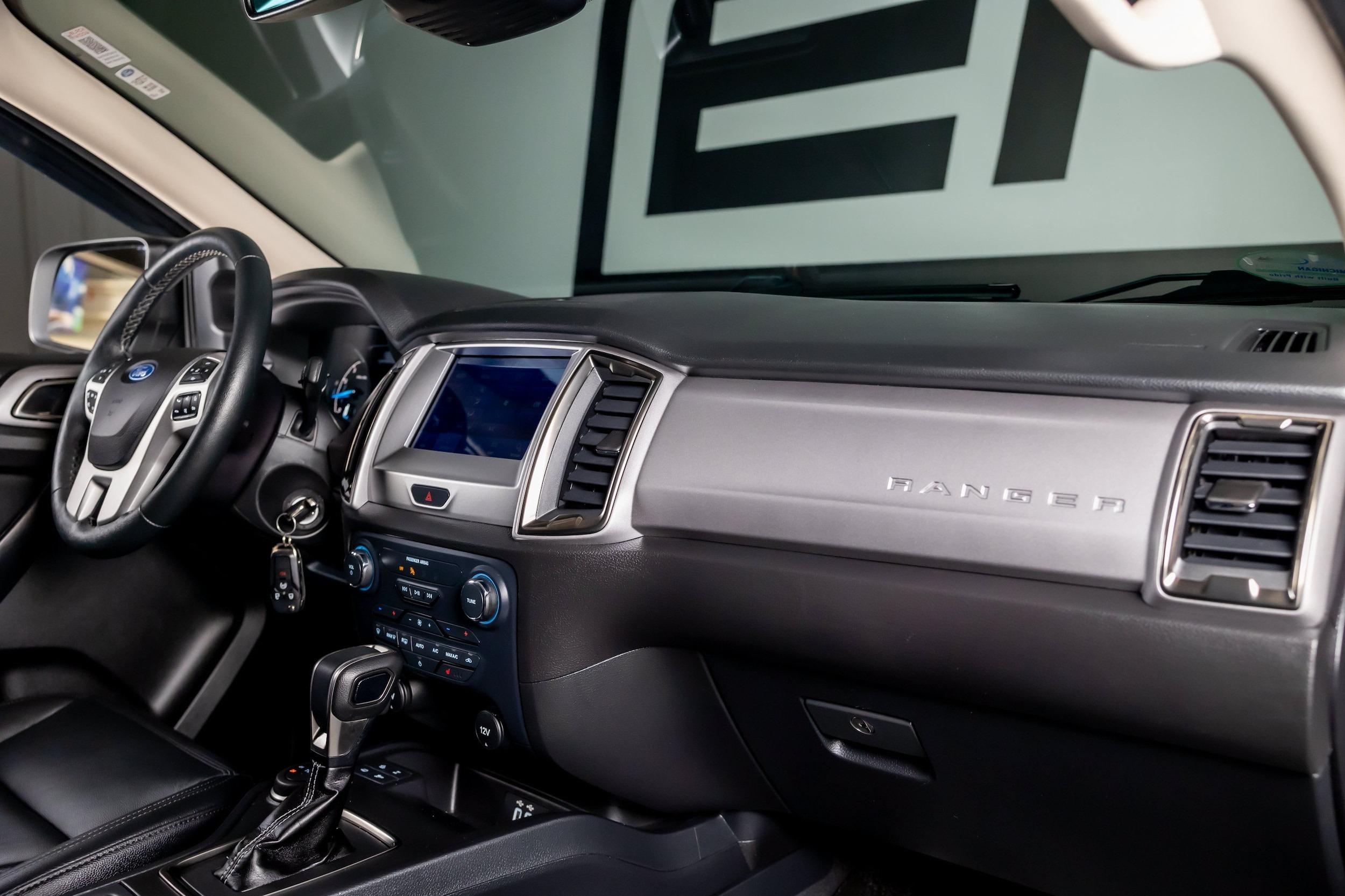 2022 Ford Ranger XLT Black Widow
