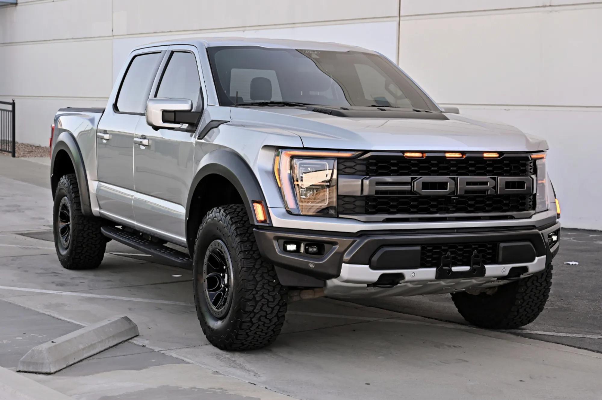 2022 Ford F-150 Raptor - 4