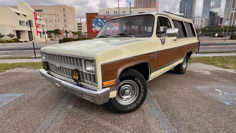 1981 Chevrolet C10 Suburban Caryall