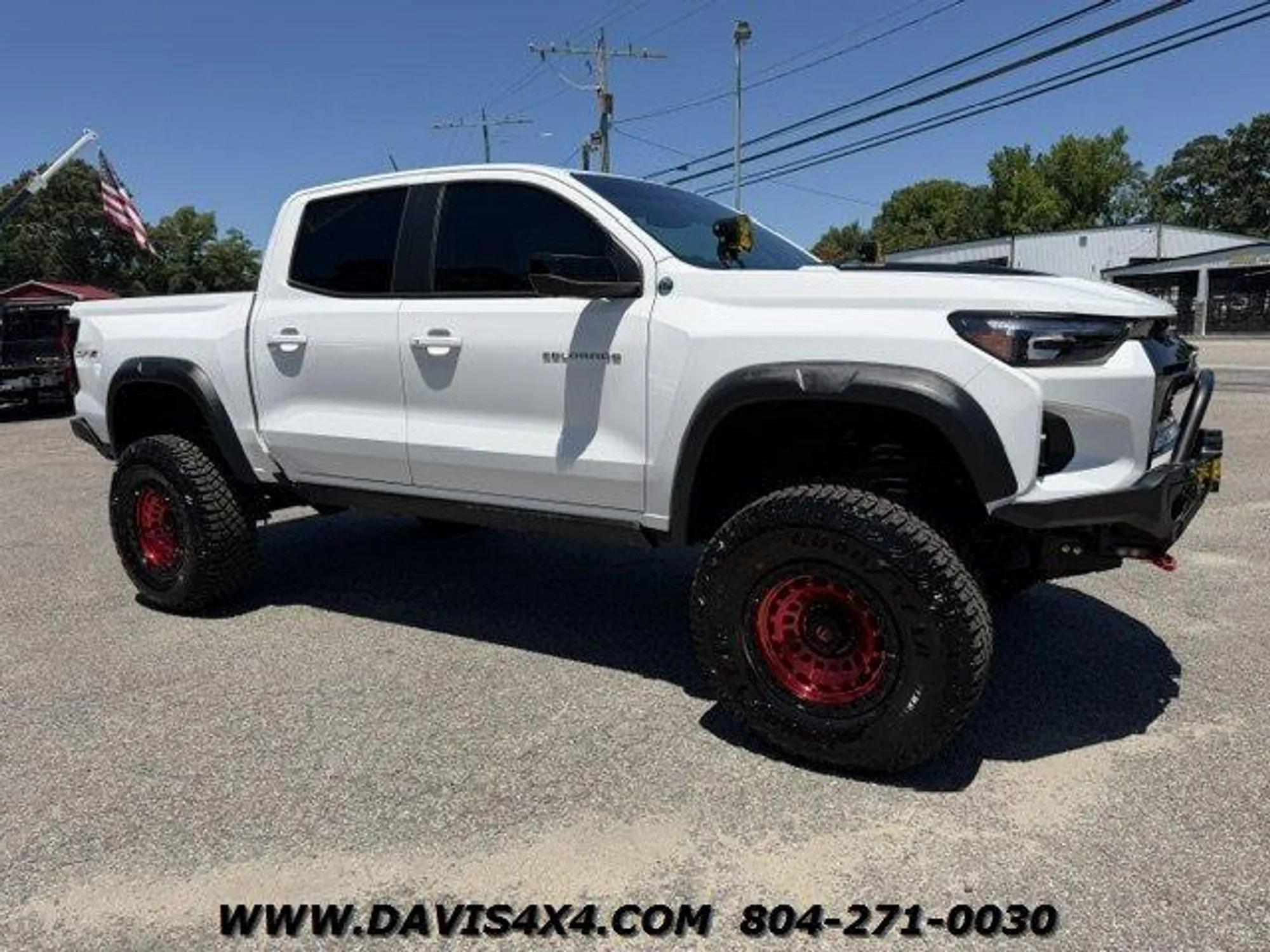 2024 Chevrolet Colorado Crew Cab ZR2 - 2