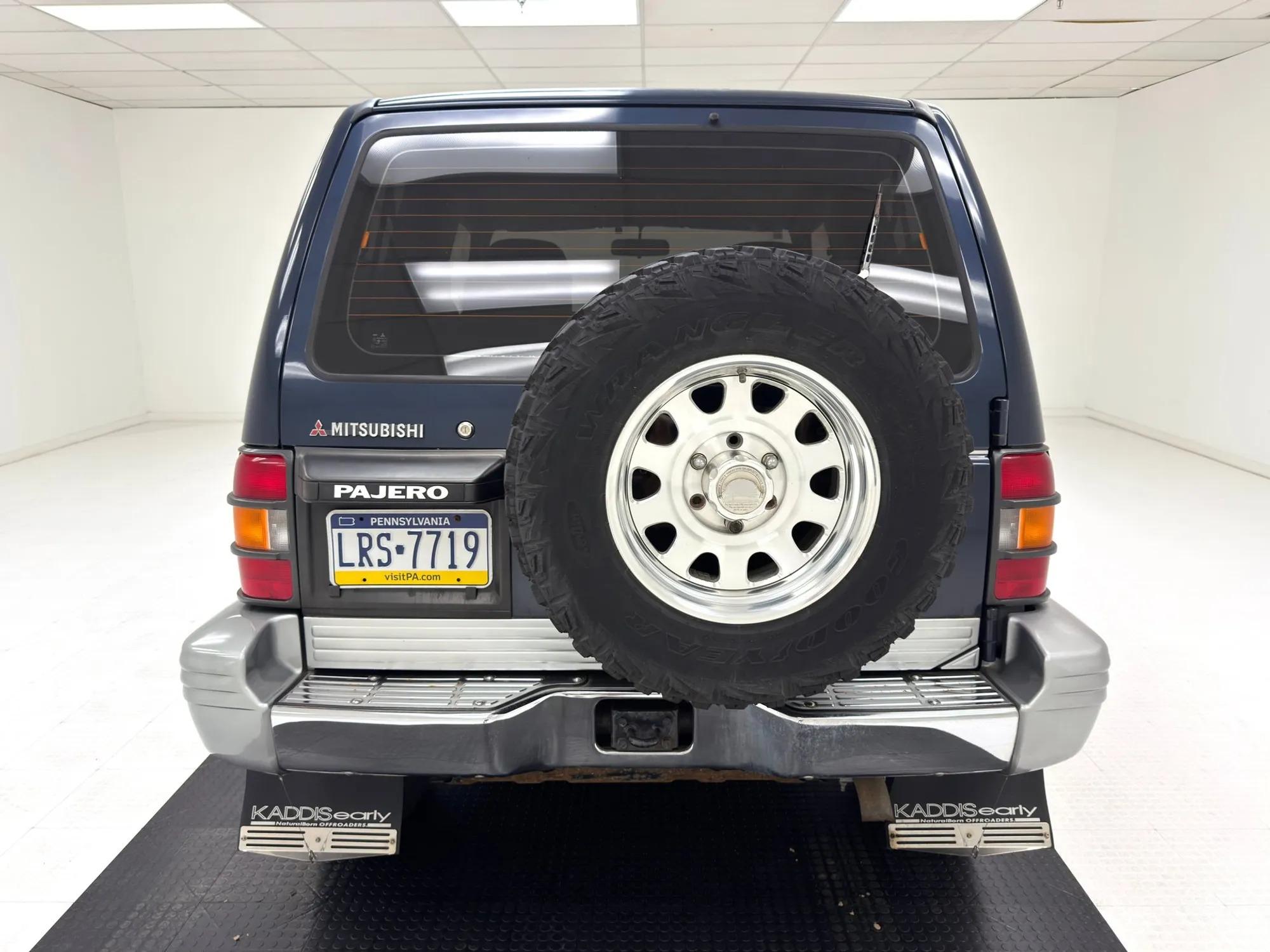 1995 Mitsubishi Pajero 2.8 XR-II - 3
