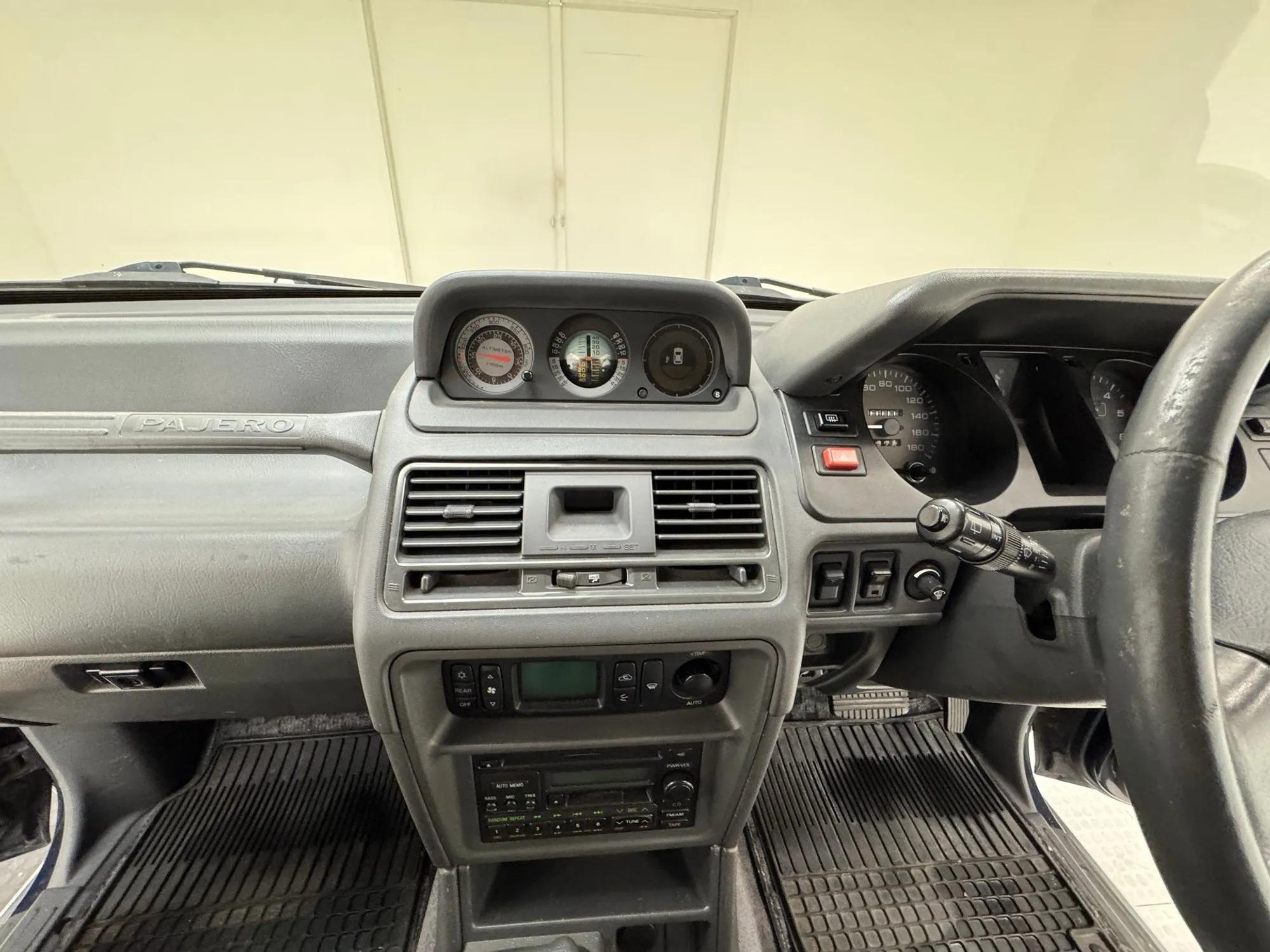 1995 Mitsubishi Pajero 2.8 XR-II