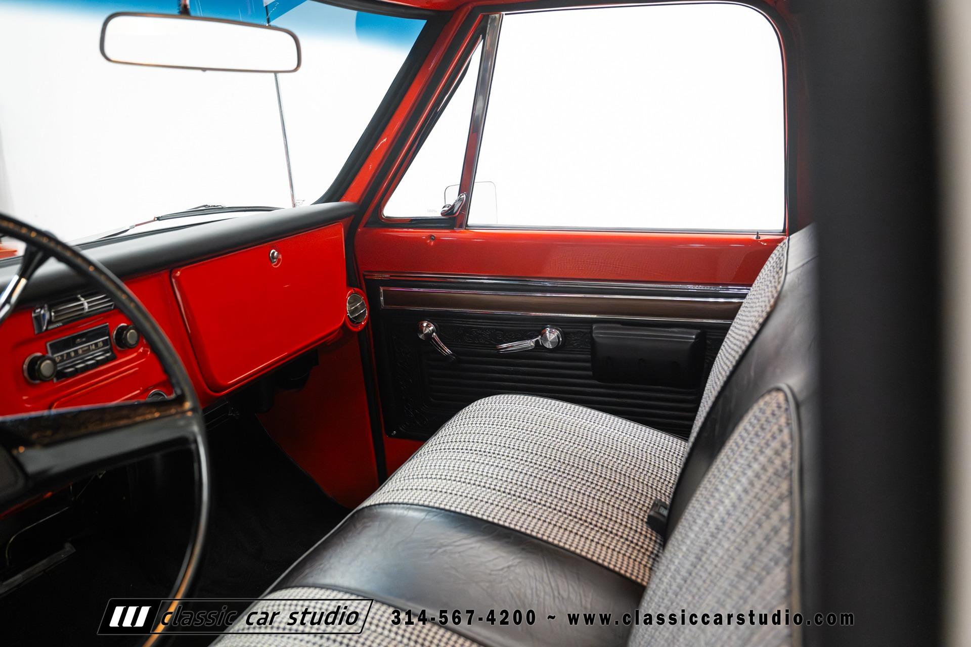 Frame-Off Restored 1971 Chevrolet C10 Cheyenne