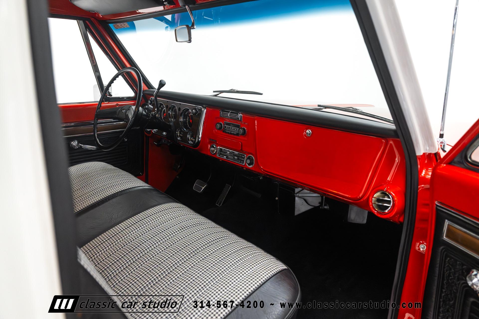 Frame-Off Restored 1971 Chevrolet C10 Cheyenne