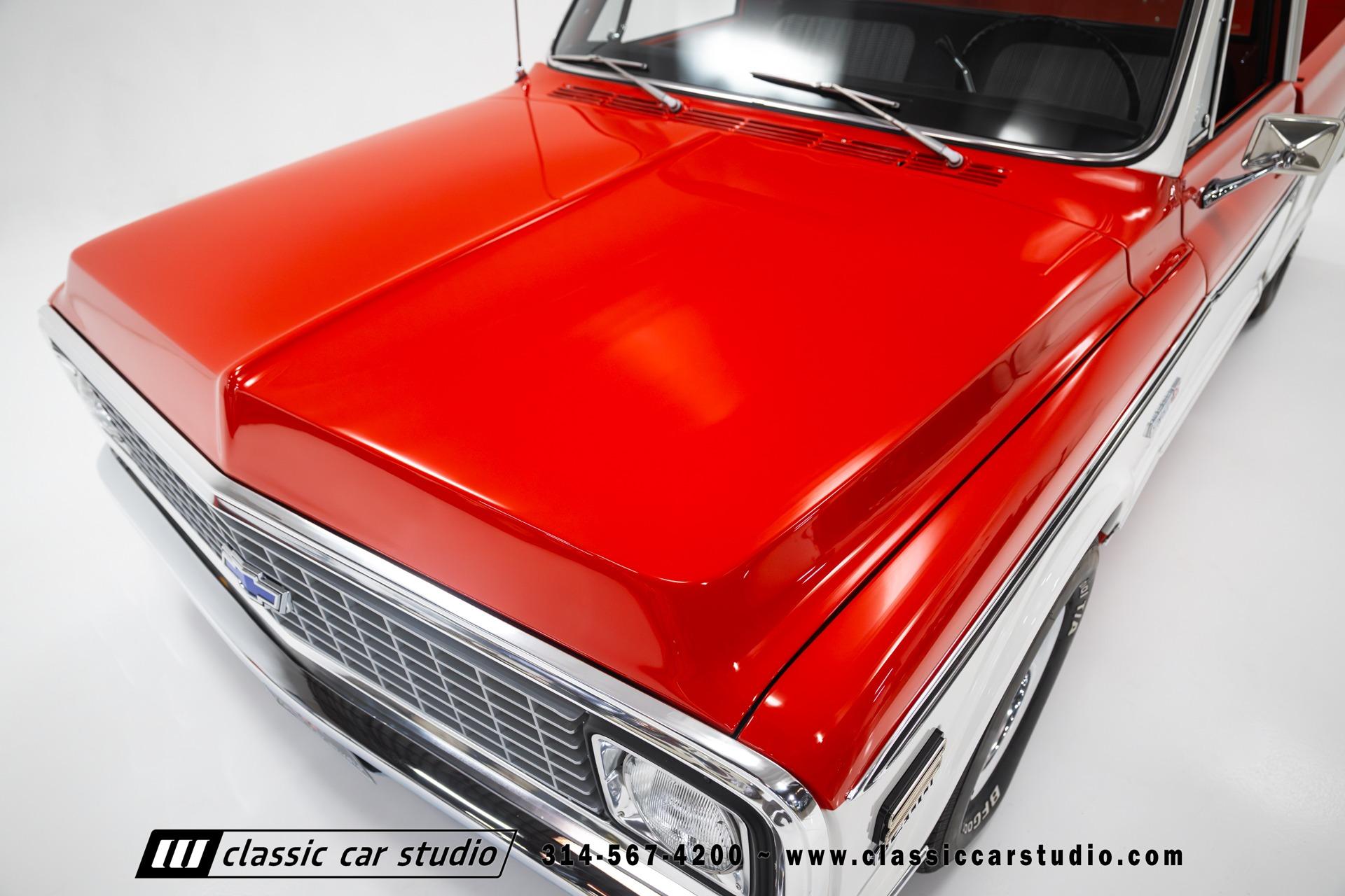 Frame-Off Restored 1971 Chevrolet C10 Cheyenne