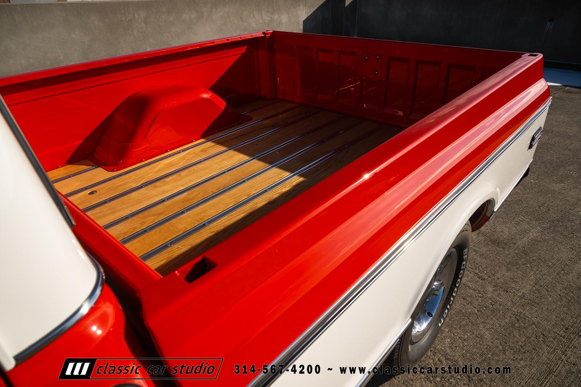 Frame-Off Restored 1971 Chevrolet C10 Cheyenne - 4
