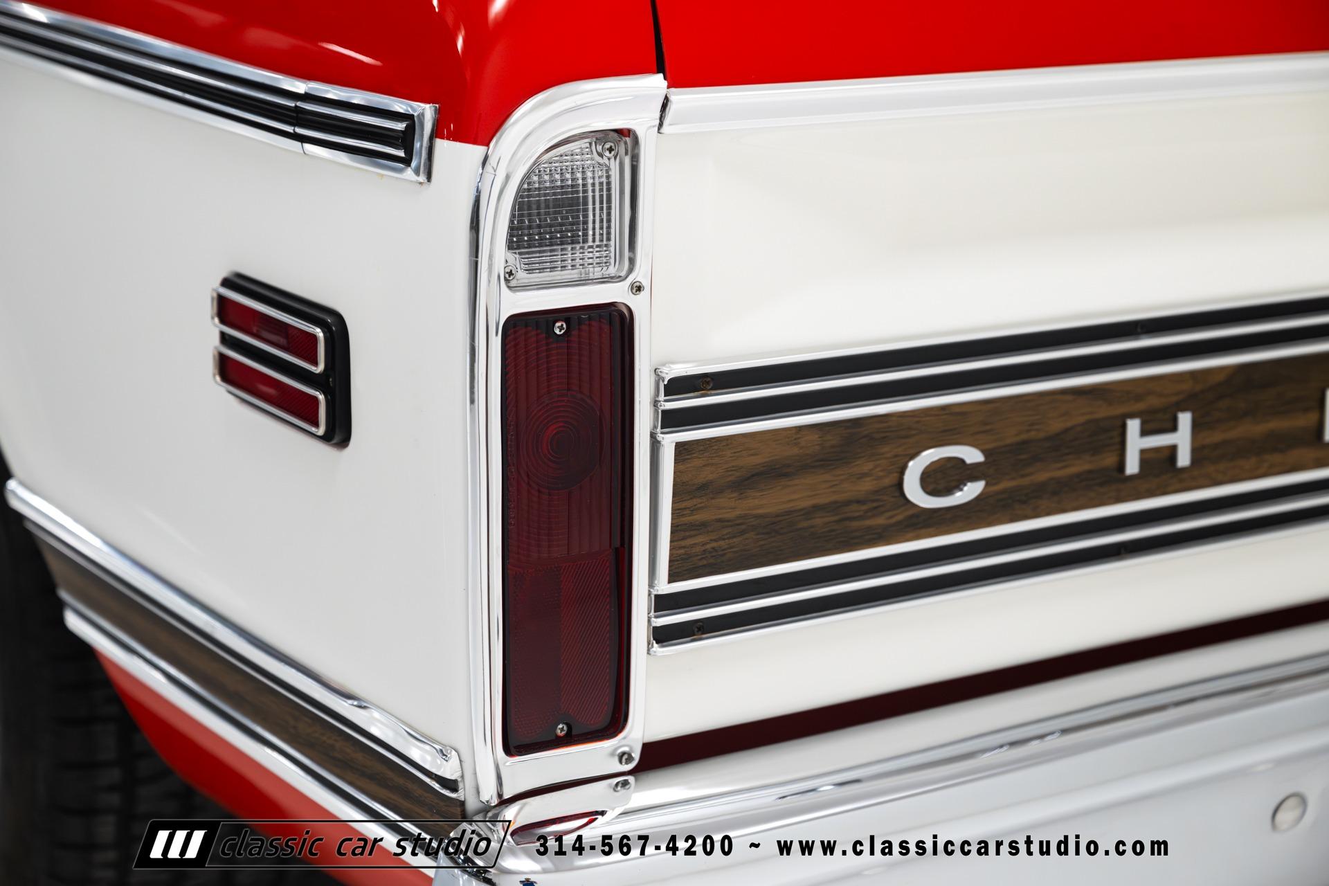 Frame-Off Restored 1971 Chevrolet C10 Cheyenne