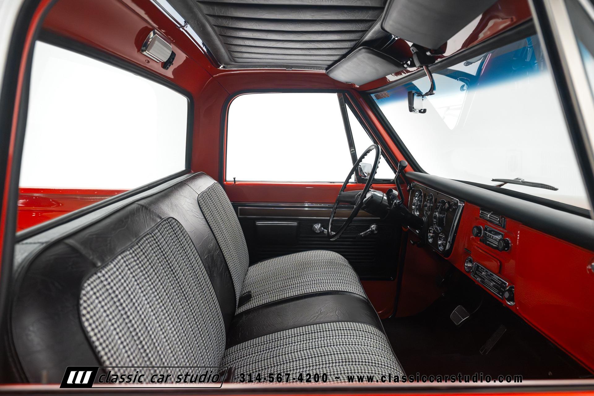 Frame-Off Restored 1971 Chevrolet C10 Cheyenne