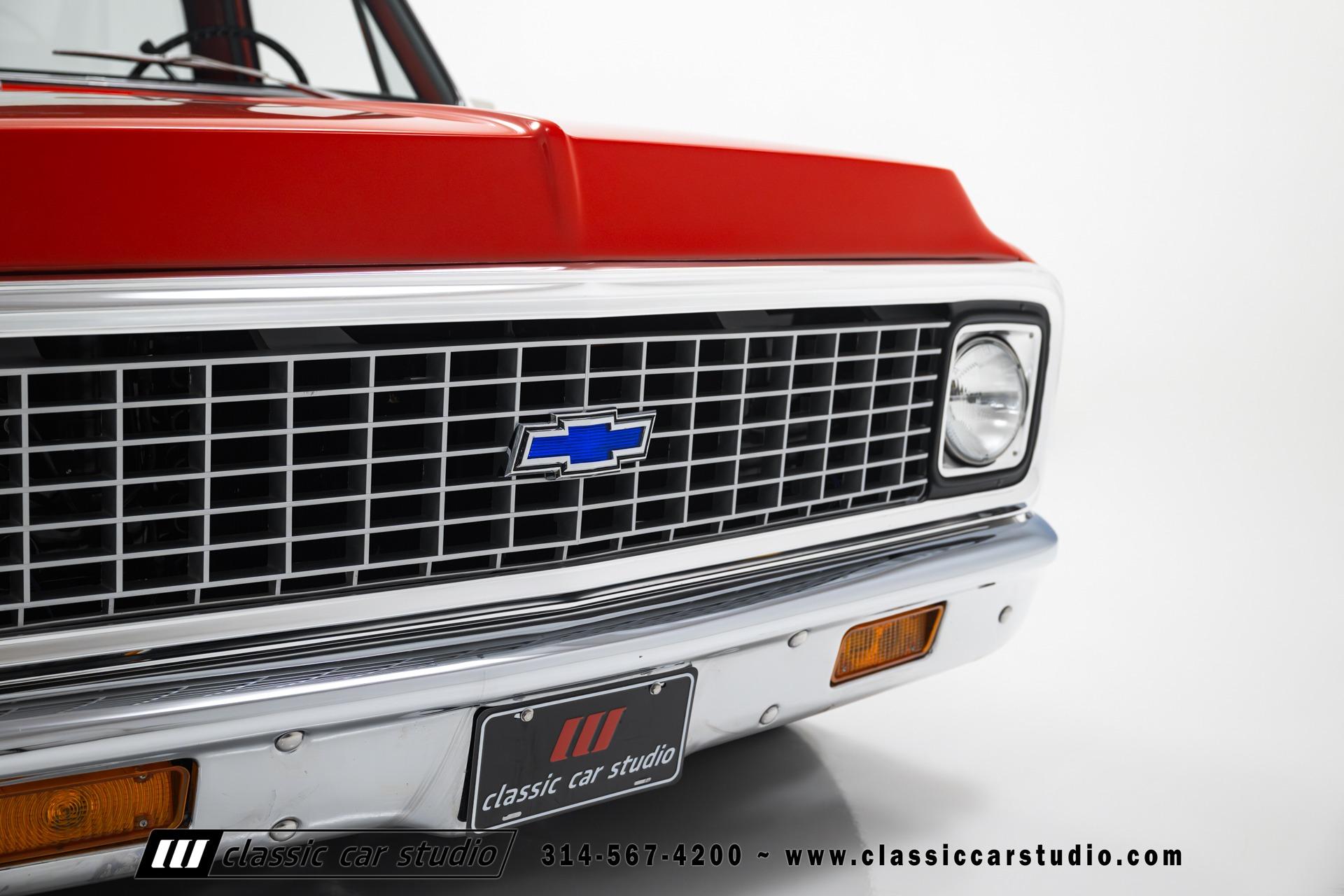 Frame-Off Restored 1971 Chevrolet C10 Cheyenne