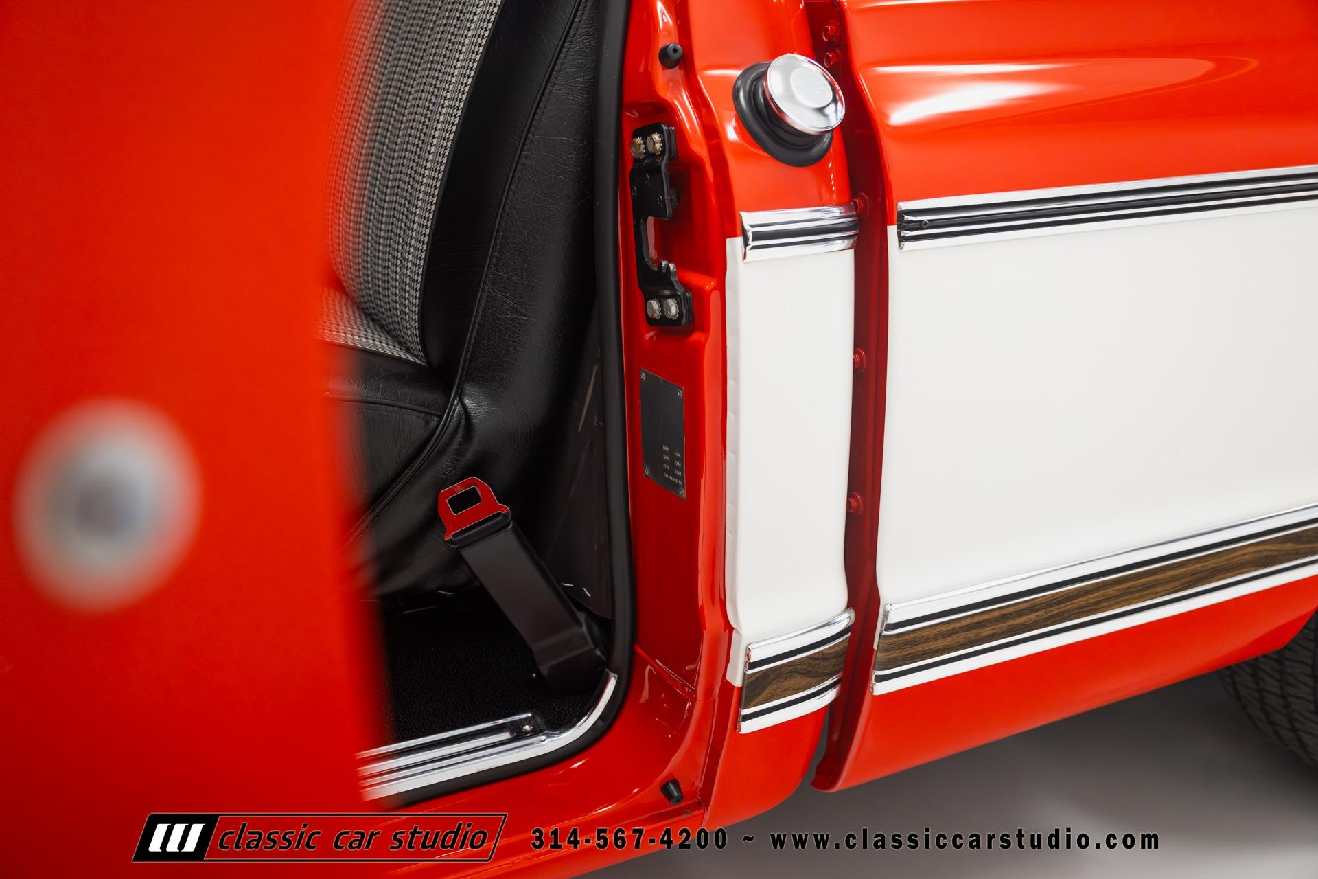 Frame-Off Restored 1971 Chevrolet C10 Cheyenne