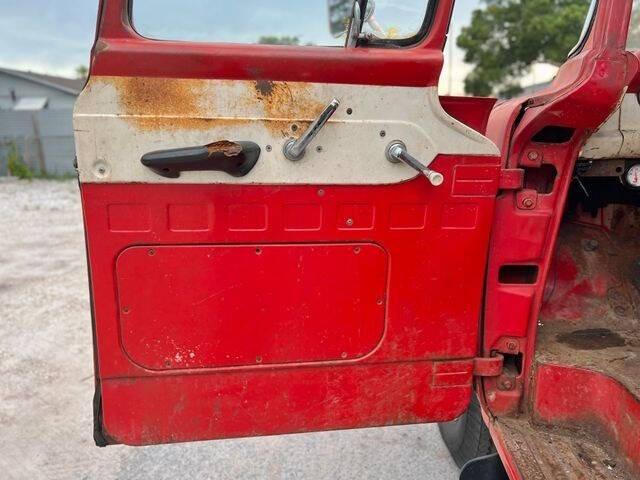 Custom LS-Swapped 1959 Ford F-500