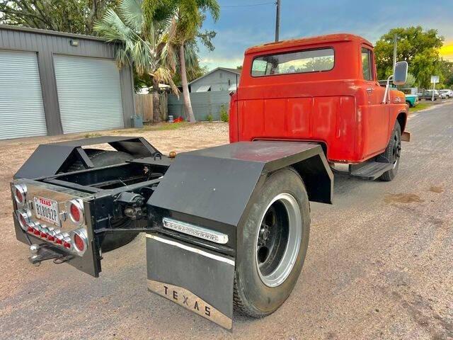Custom LS-Swapped 1959 Ford F-500