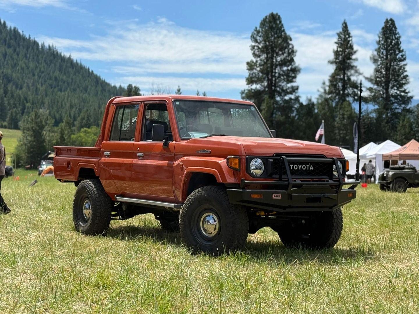  Toyota Land Cruiser