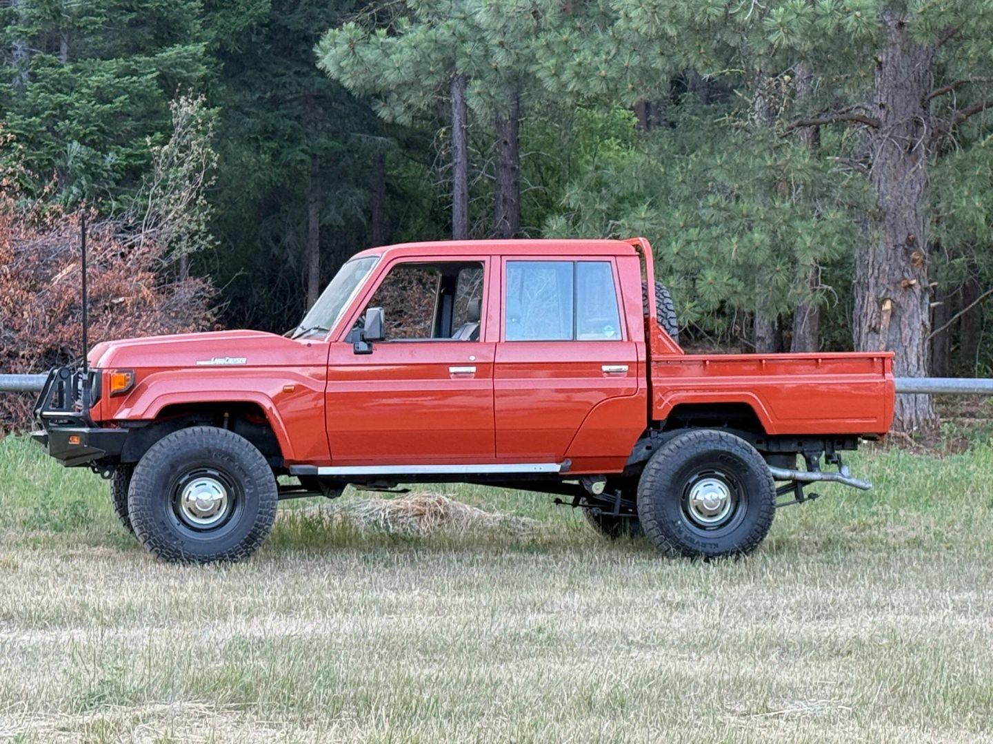 2001 Toyota Land Cruiser HZJ79 - 2