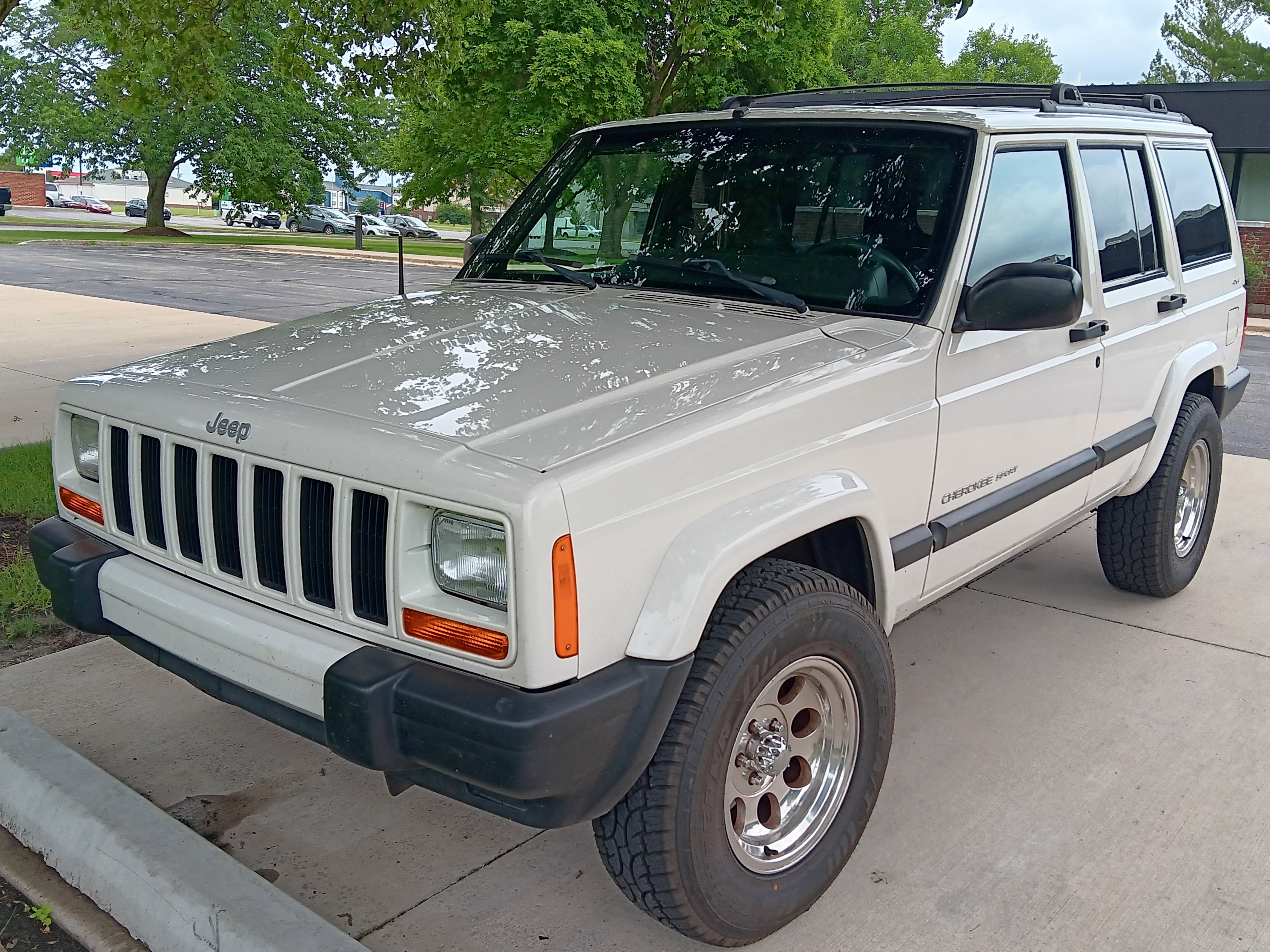  Jeep Cherokee
