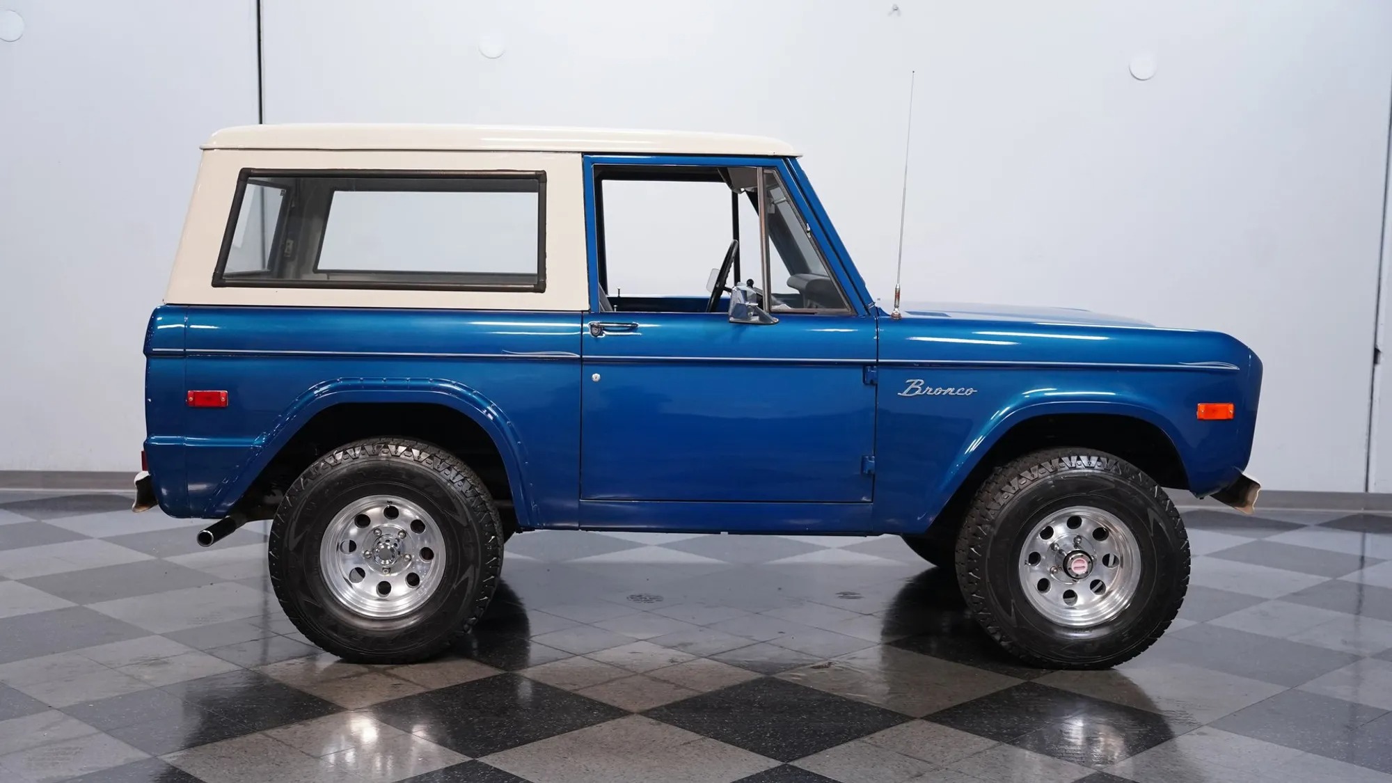 1974 Ford Bronco