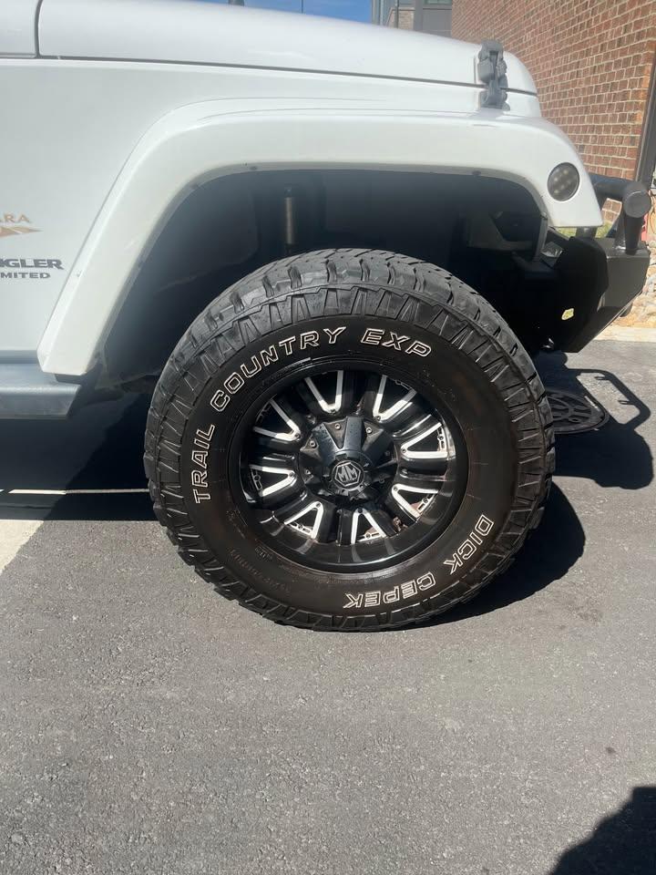 2013 Jeep Wrangler Sahara