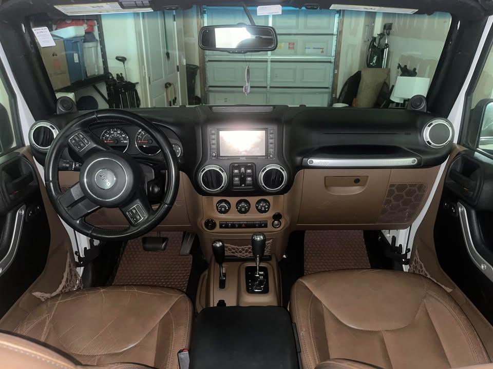 2013 Jeep Wrangler Sahara