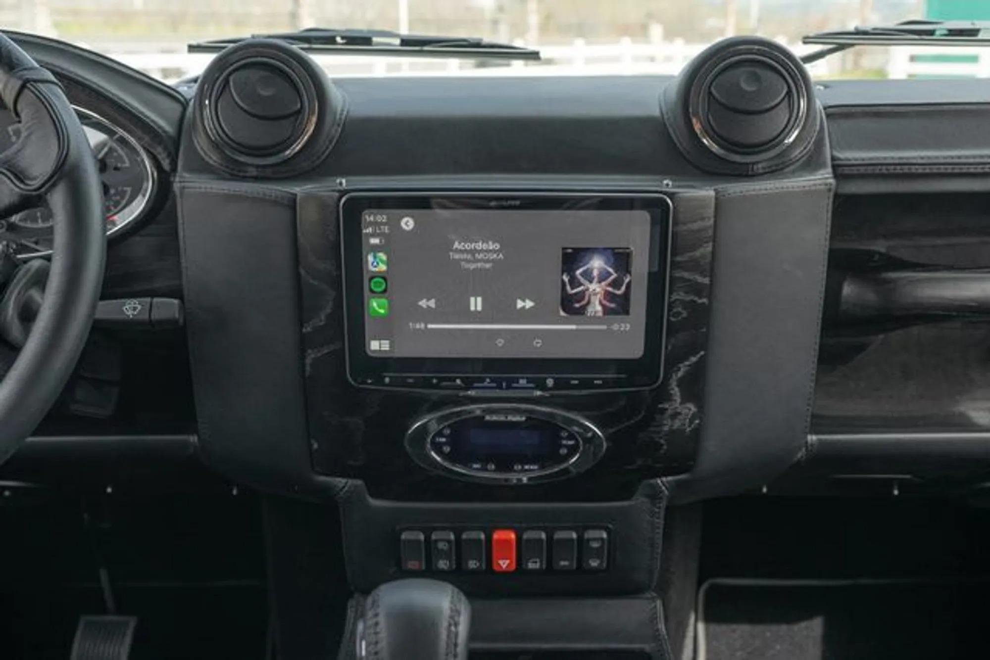 1991 Monarch Land Rover Defender 110 Pick Up EV