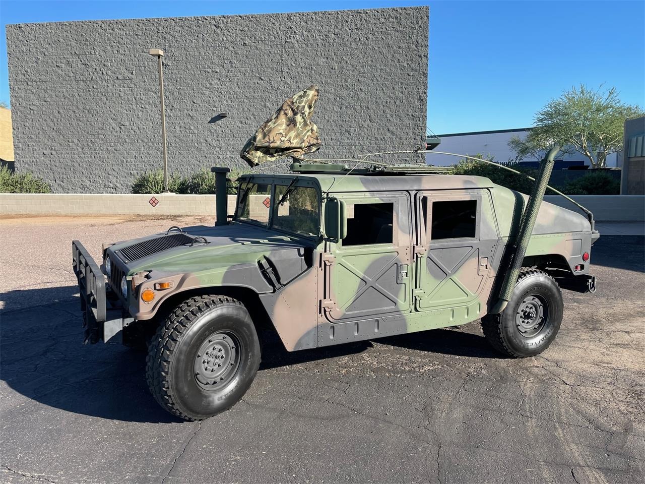 1986 AM General Humvee M1026 + Trailer