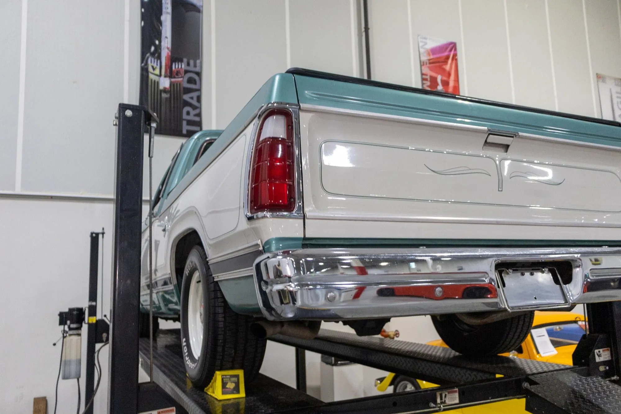 1980 Dodge D150 Adventurer