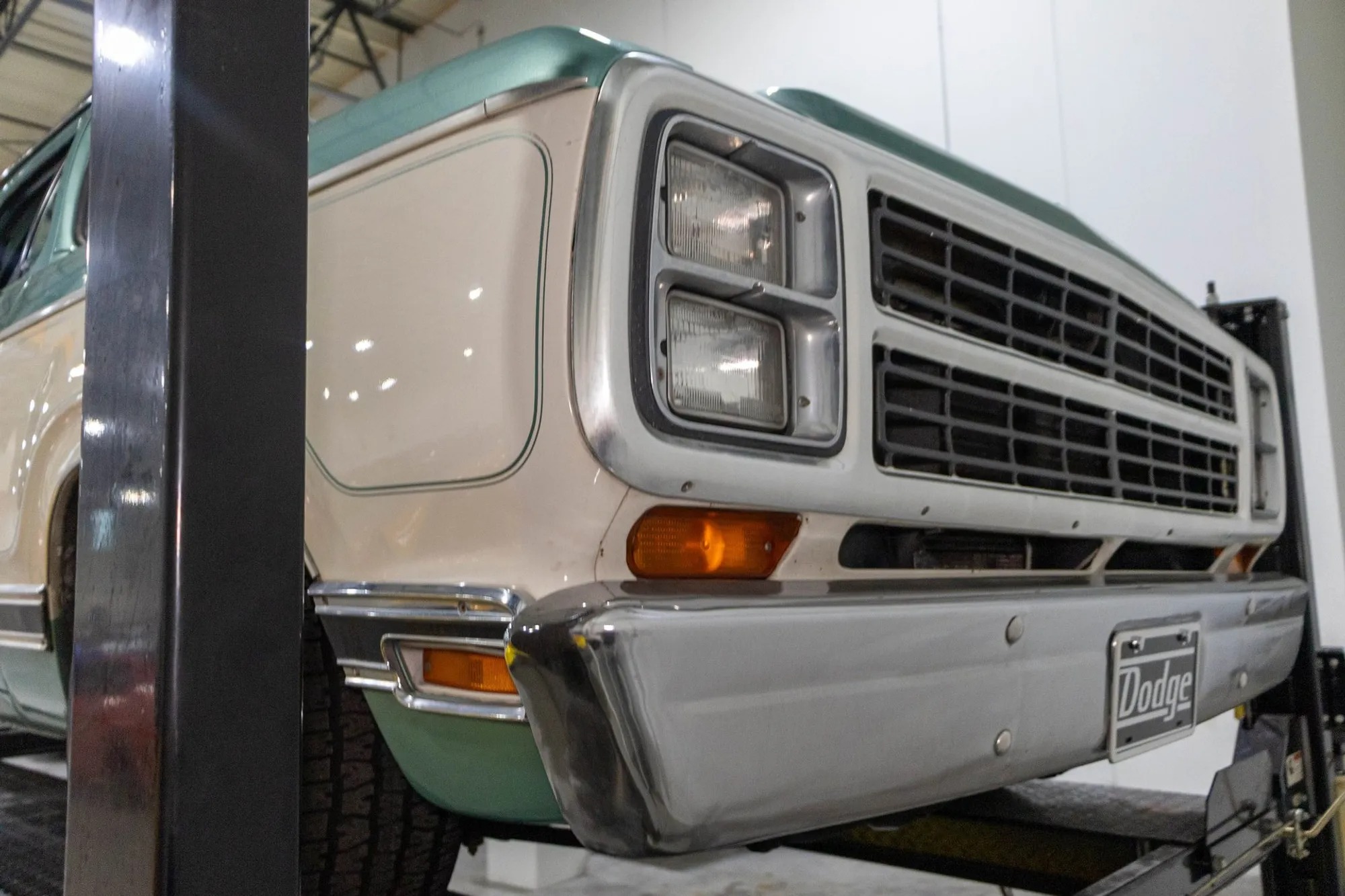 1980 Dodge D150 Adventurer