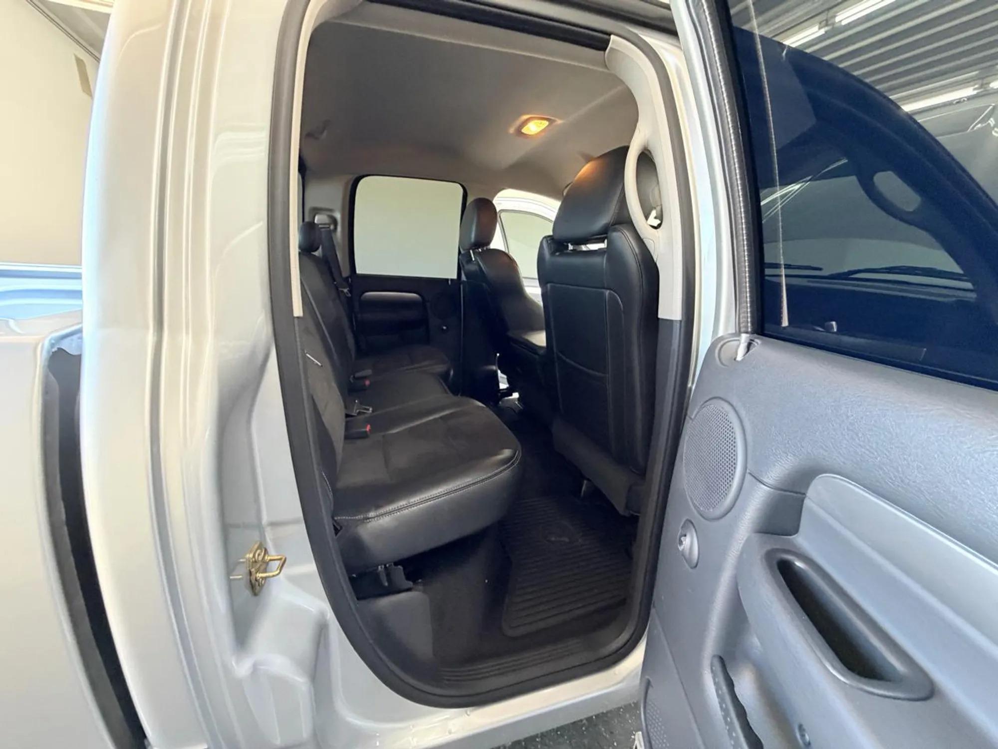 2005 Dodge Ram 1500 SRT