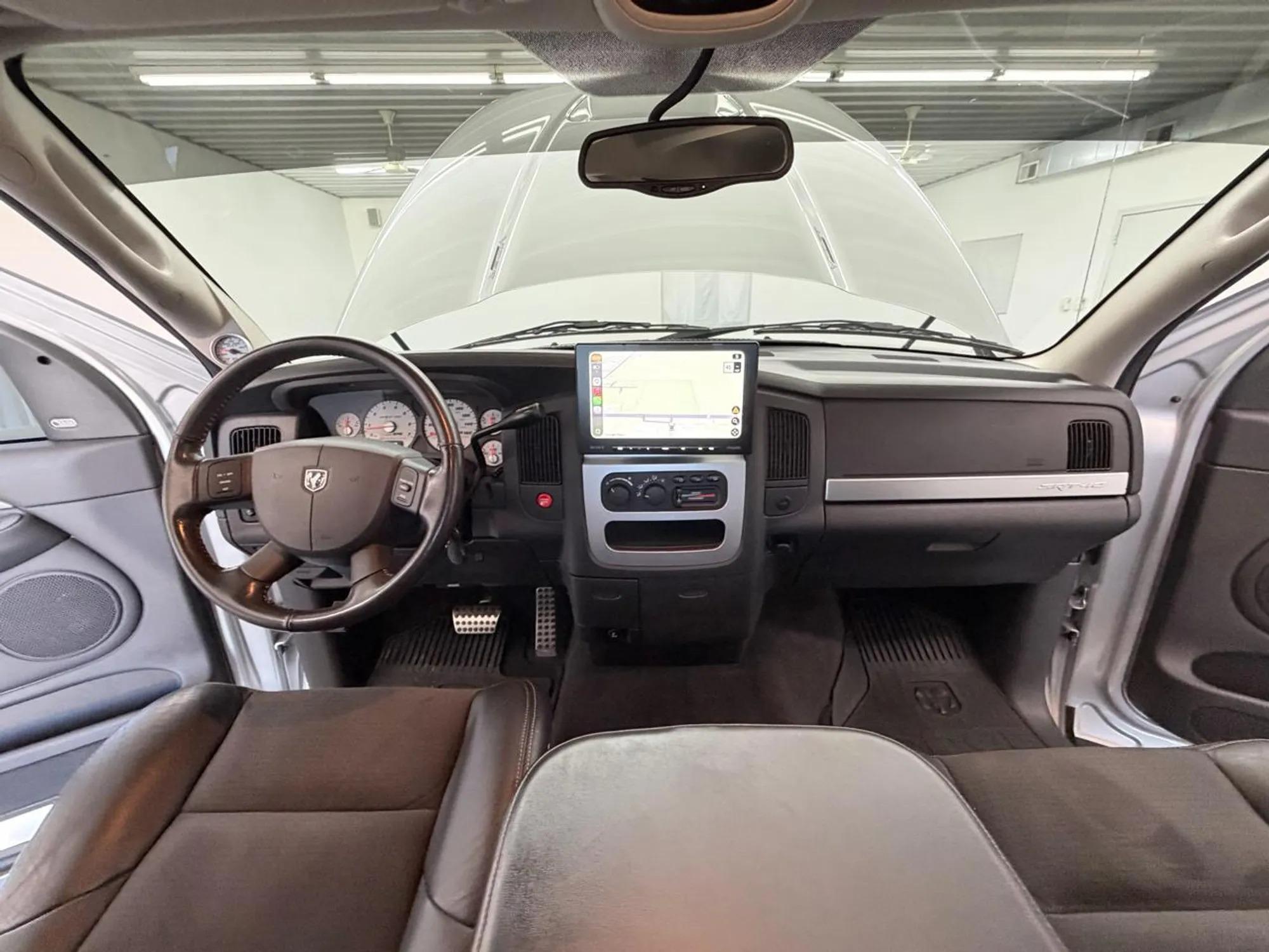 2005 Dodge Ram 1500 SRT