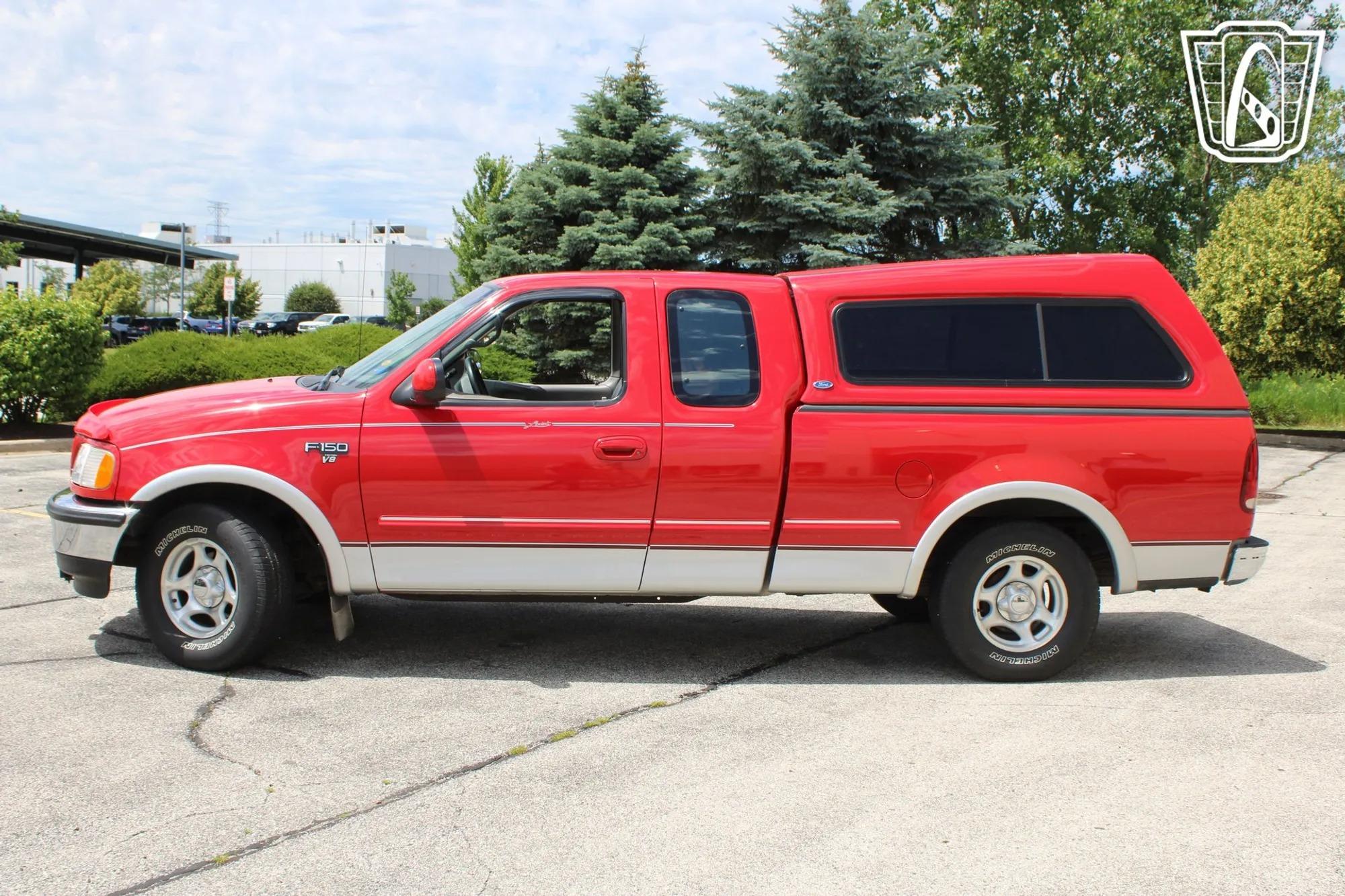 1997 Ford F-150 Lariat - 4